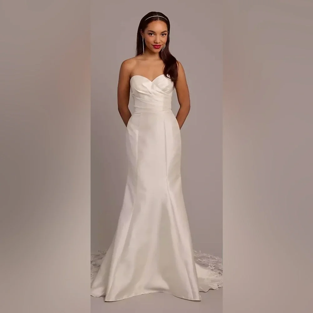 david's bridal ivory dress Lace Mermaid David's Bridal Long Sleeve Lace As Is Beaded Long Sleeve  Mermaid Wedding Dress In Ivory/Stone Size: David's Bridal